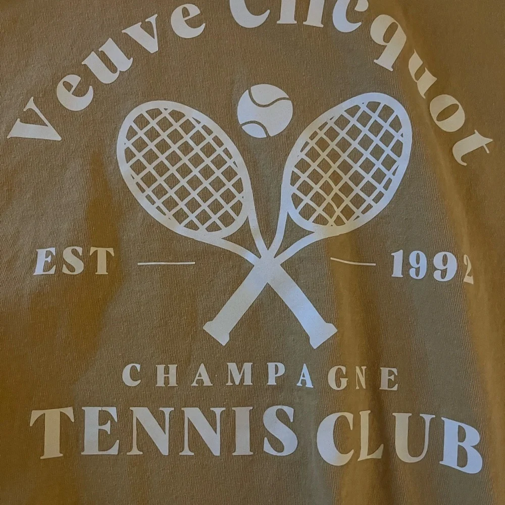 VEUVE CLICQUOT champagne tennis club sleeveless t-shirt size small πππππππΎπΎπΎπΎπΎπΎ - Picture 5 of 5